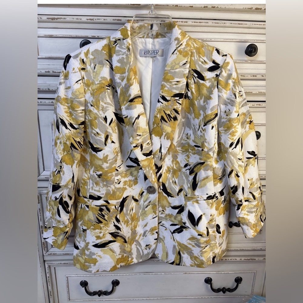 KASPER WOVEN FLORAL LINED BLAZER. NWOT